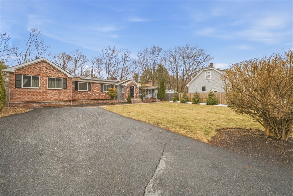 30 Glendale Ave