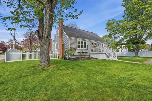 121 MORELAND RD, WEYMOUTH, MA 02191 - Image 638d2bb7be09adcbae65bc302b7a70de/3988854904