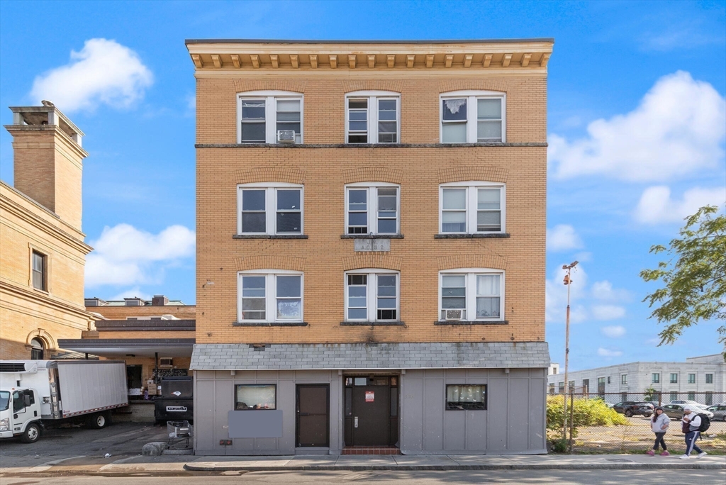 374-378 Washington St