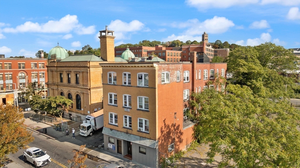 374-378 Washington St