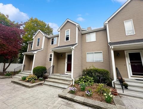 Photo of 34 Fairfield Park #34, Mansfield, MA 02048 (MLS # 73495529)