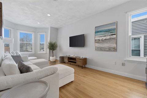 587 E 4th St 3 Boston MA 02127