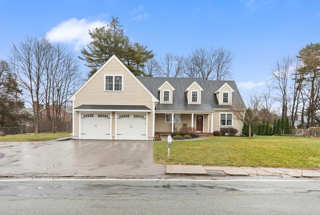 176 East St