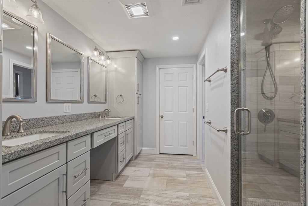 11 Draper Ave, North Attleboro, MA Photo #23