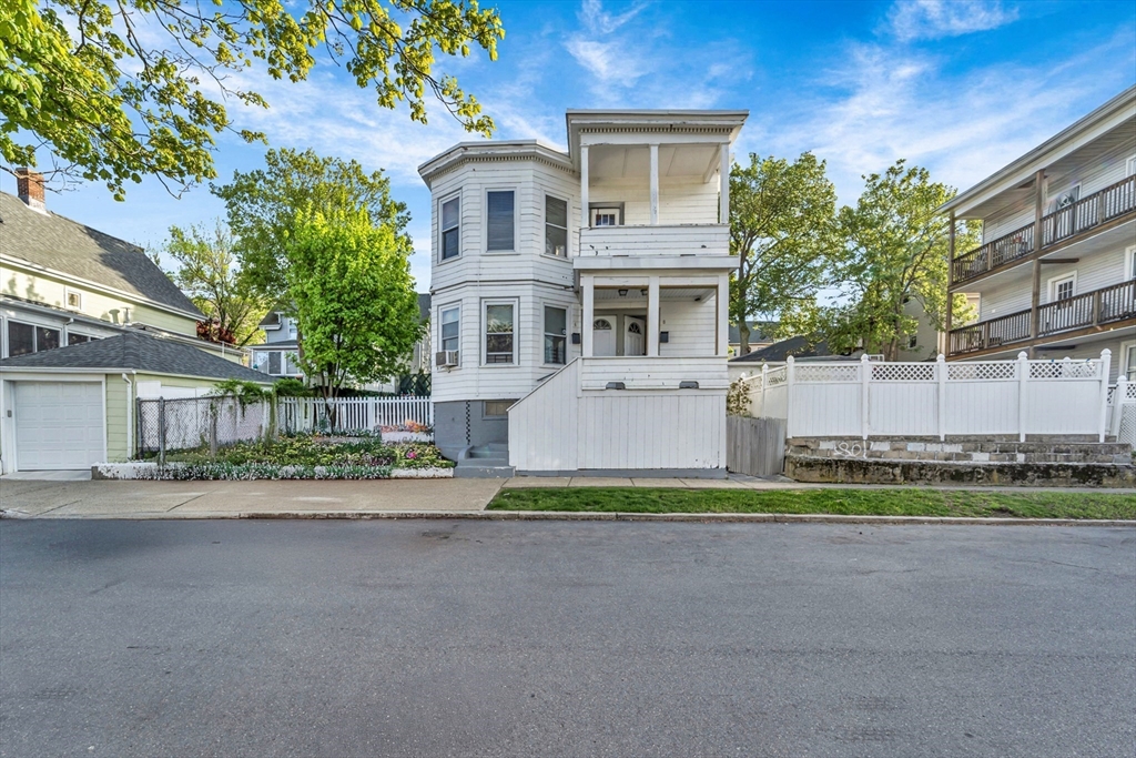 Listing image 1