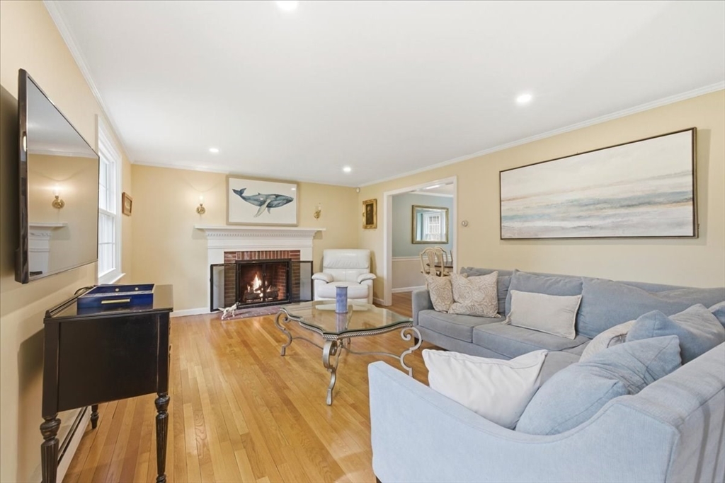 126 Flint Locke Dr