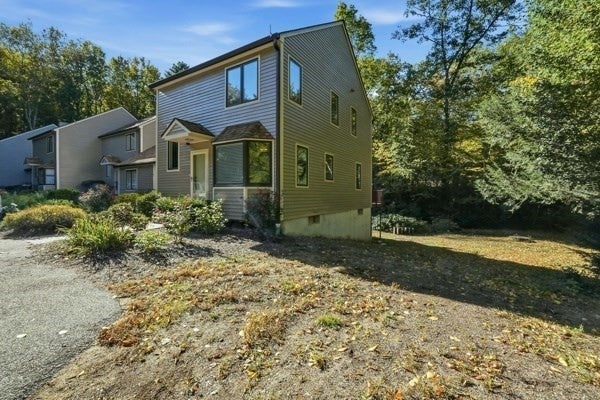 66 Bentwood Dr 66