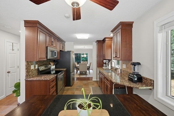 66 Bentwood Dr #66, Sturbridge, MA, 66 Bentwood Dr #66, Sturbridge, MA Photo #6