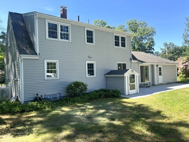 110 Longmeadow Dr