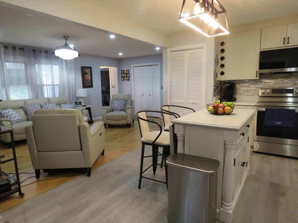 89 N High Street, Foxboro, MA, 89 N High Street, Foxboro, MA Photo #4