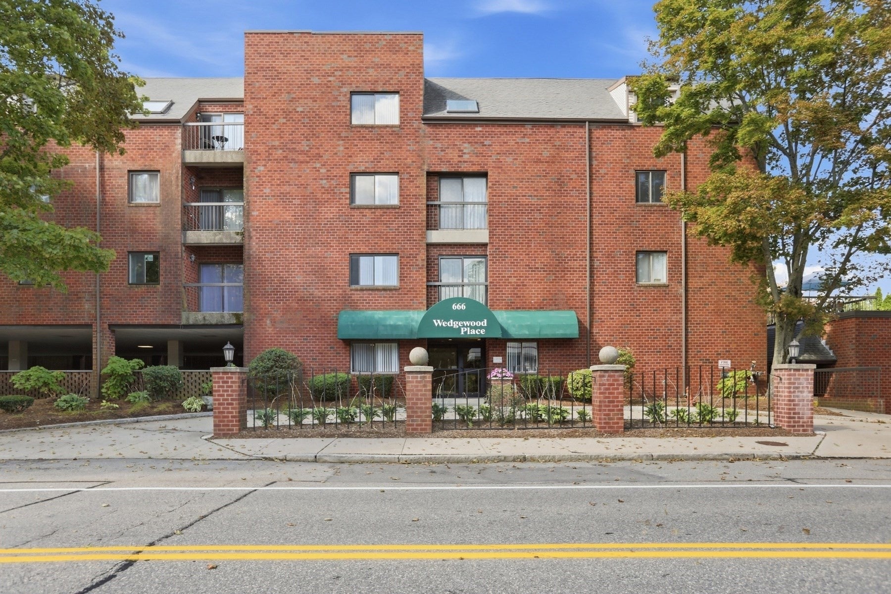 666 Main Street #210, Winchester, MA Photo #1