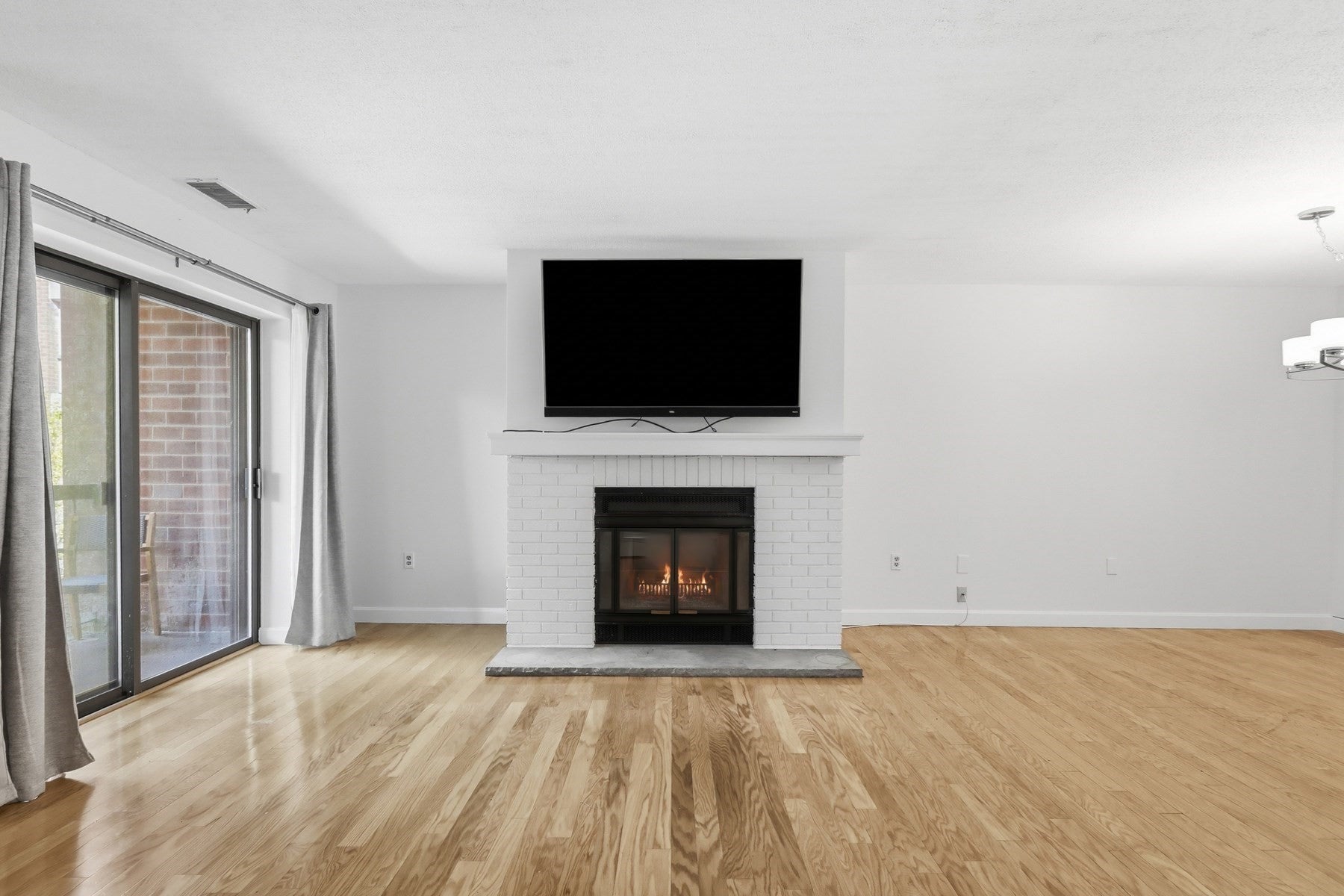 666 Main Street #210, Winchester, MA Photo #7