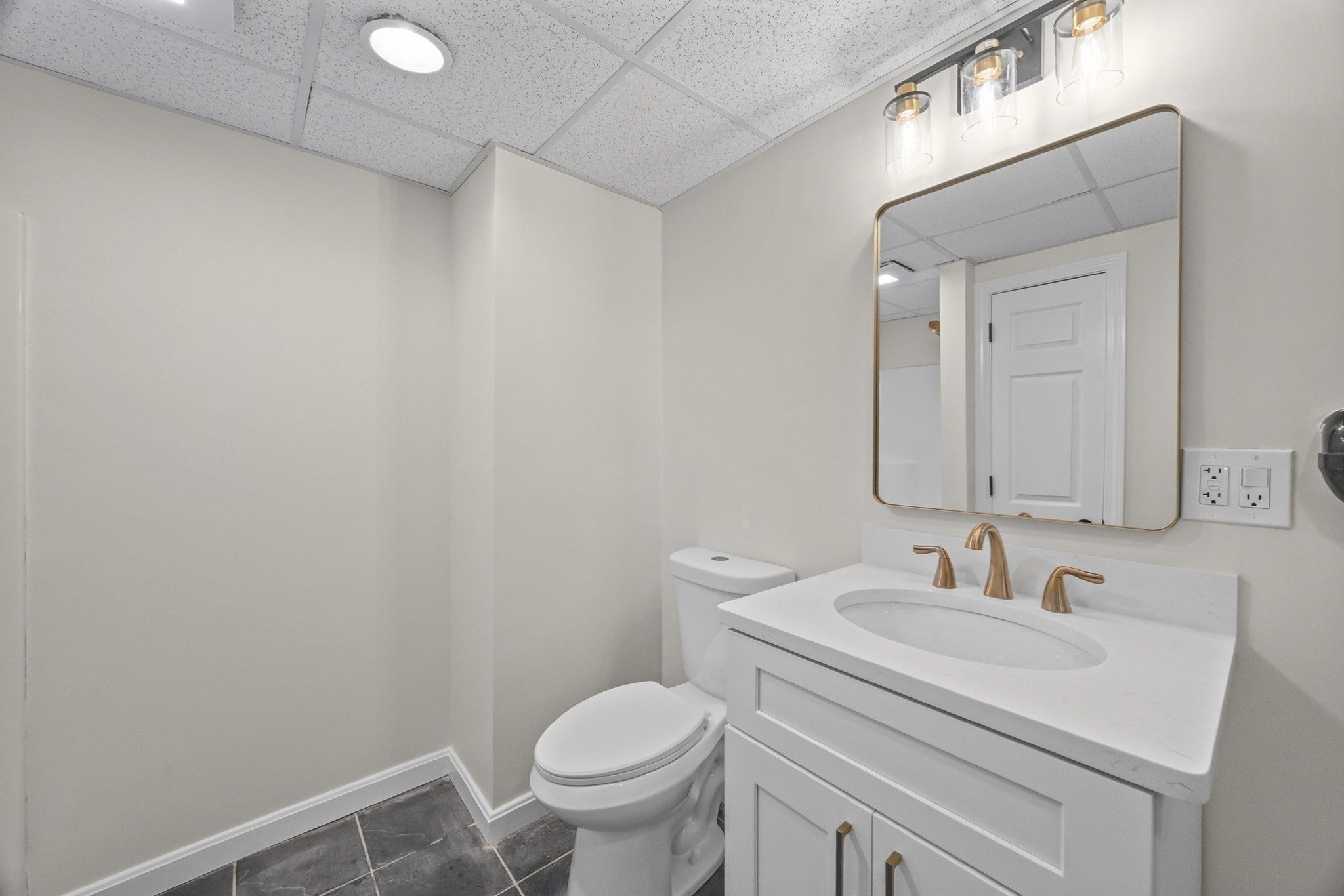 50 Mccracken Rd, Millbury, MA, 50 Mccracken Rd, Millbury, MA Photo #31