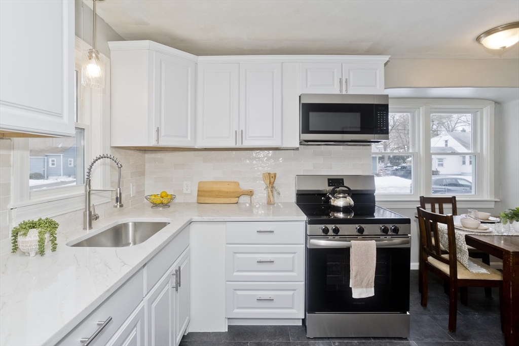 61 Saint Jacques Ave