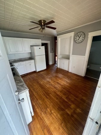 313 Canton St