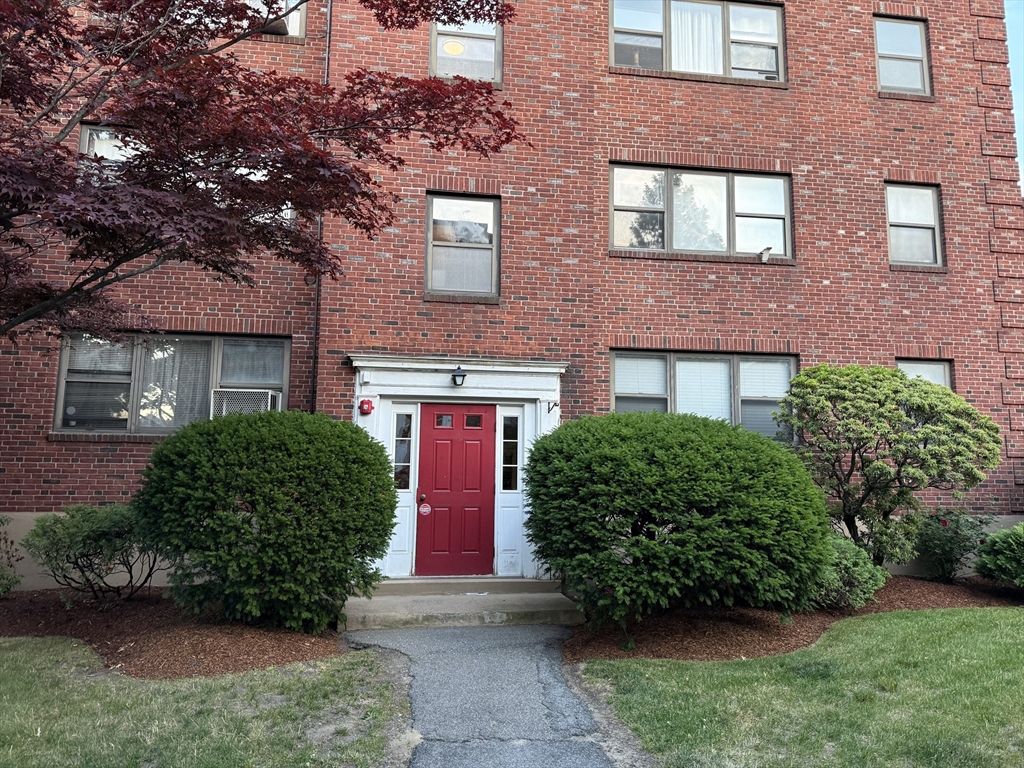 117 Nahant St 1