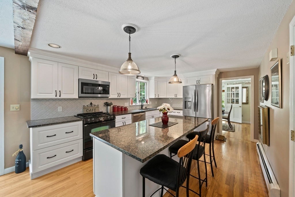 453 Elm St