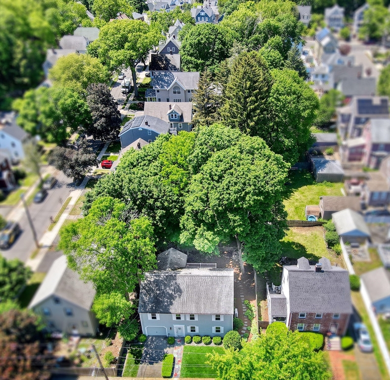 88 Hesseltine Avenue