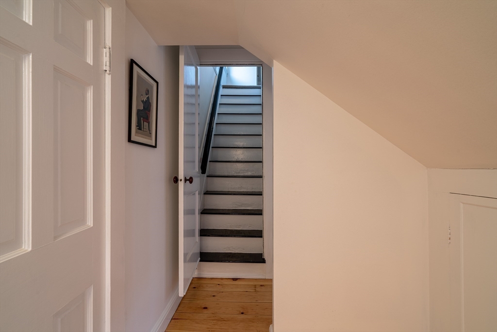 Medfield, Massachusetts 02052, United States, 4 Bedrooms Bedrooms, ,3 BathroomsBathrooms,Residential,Active,114095