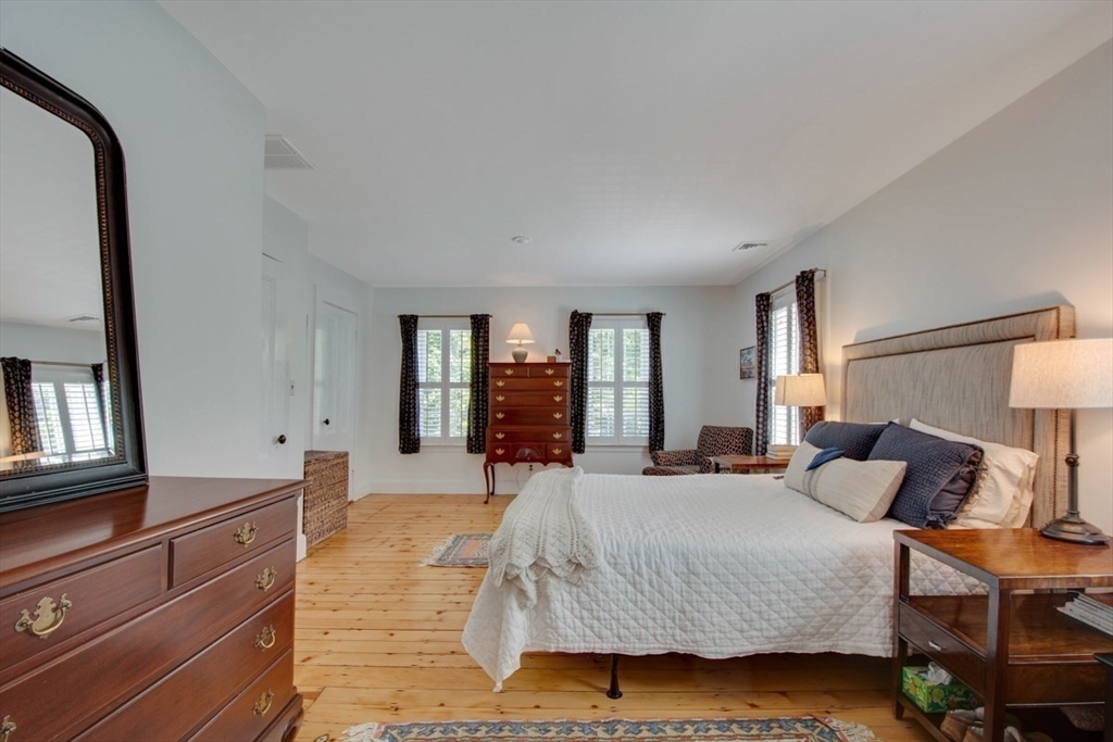 Medfield, Massachusetts 02052, United States, 4 Bedrooms Bedrooms, ,3 BathroomsBathrooms,Residential,Active,114095