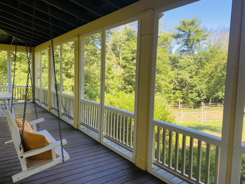 Medfield, Massachusetts 02052, United States, 4 Bedrooms Bedrooms, ,3 BathroomsBathrooms,Residential,Active,114095