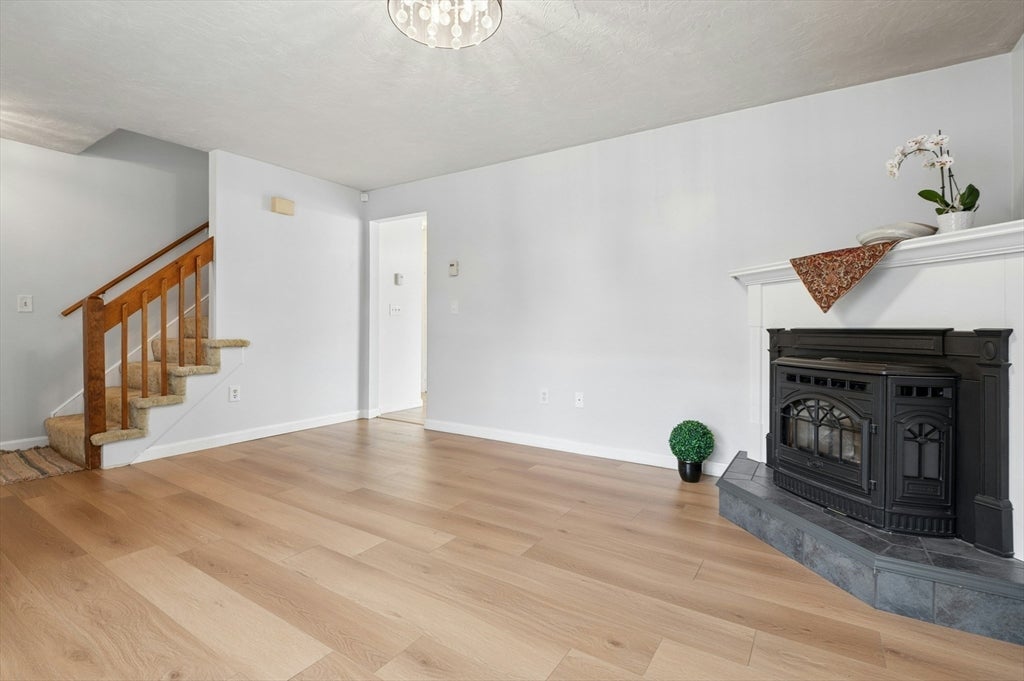 14 Phoenix St, Worcester, MA, 14 Phoenix St, Worcester, MA Photo #11