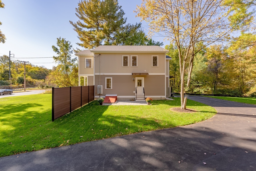 65 Lovefield St