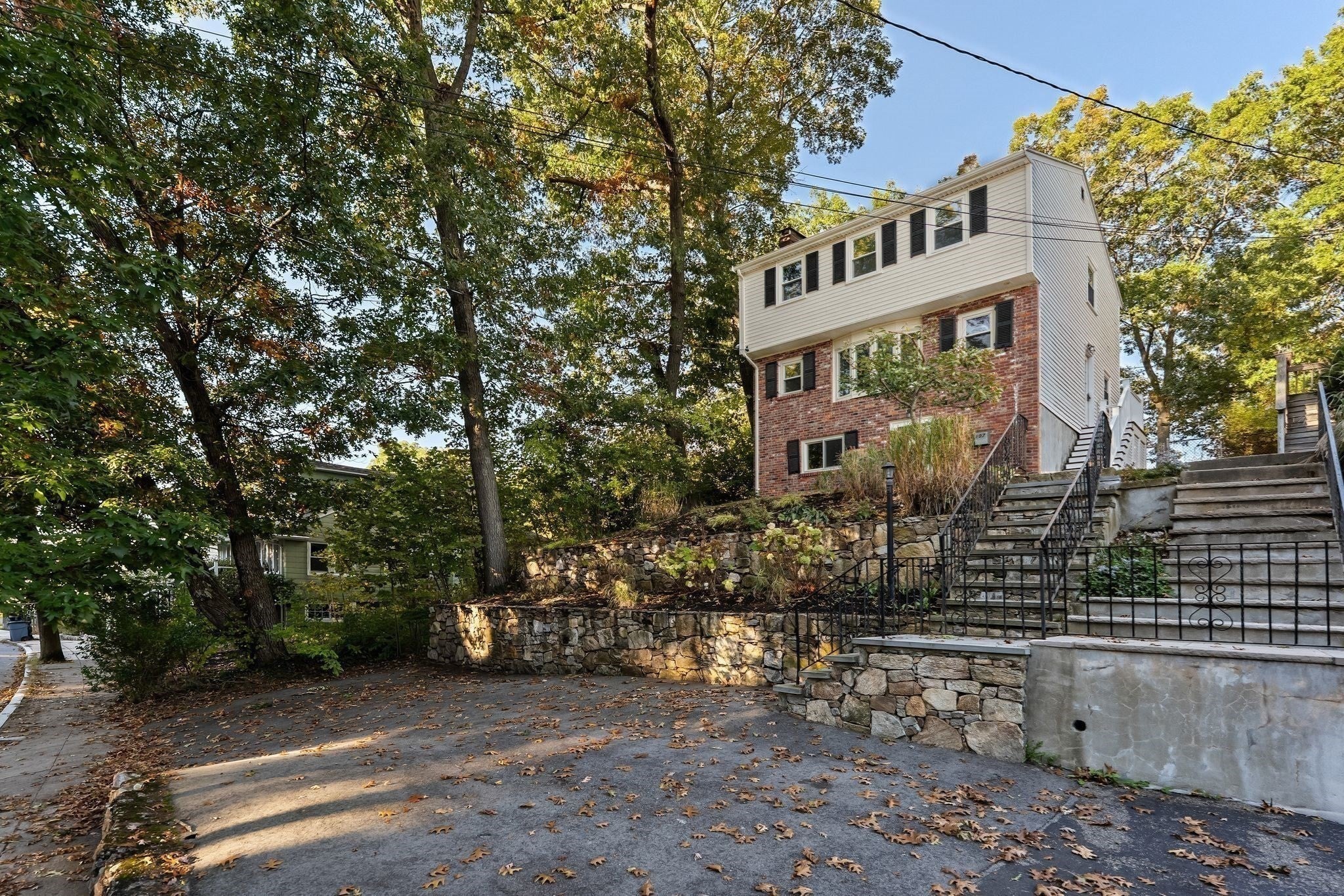 107 Glenellen RD, Boston, MA Photo #24