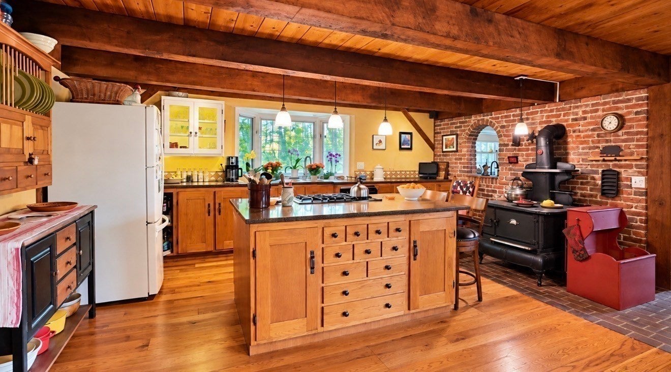 215 Southampton Rd, Westhampton, MA Photo #10