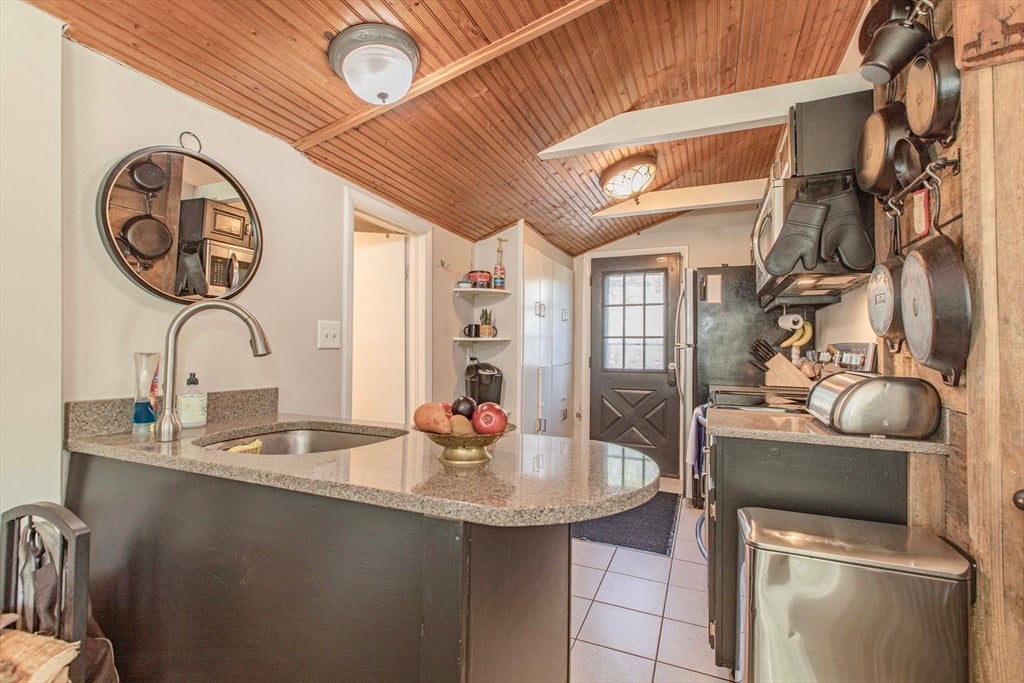 240 Maquan Street, Hanson, MA, 240 Maquan Street, Hanson, MA Photo #13