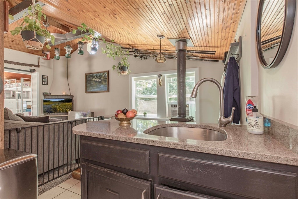 240 Maquan Street, Hanson, MA, 240 Maquan Street, Hanson, MA Photo #11