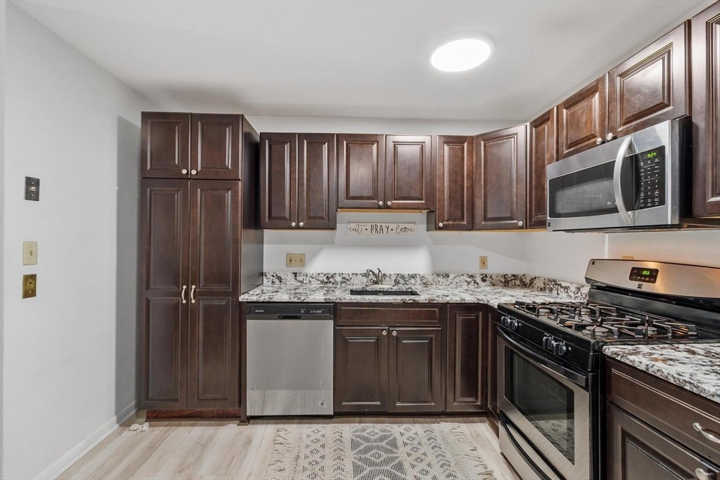 40 Edgelawn Ave #3, North Andover, MA, 40 Edgelawn Ave #3, North Andover, MA Photo #12