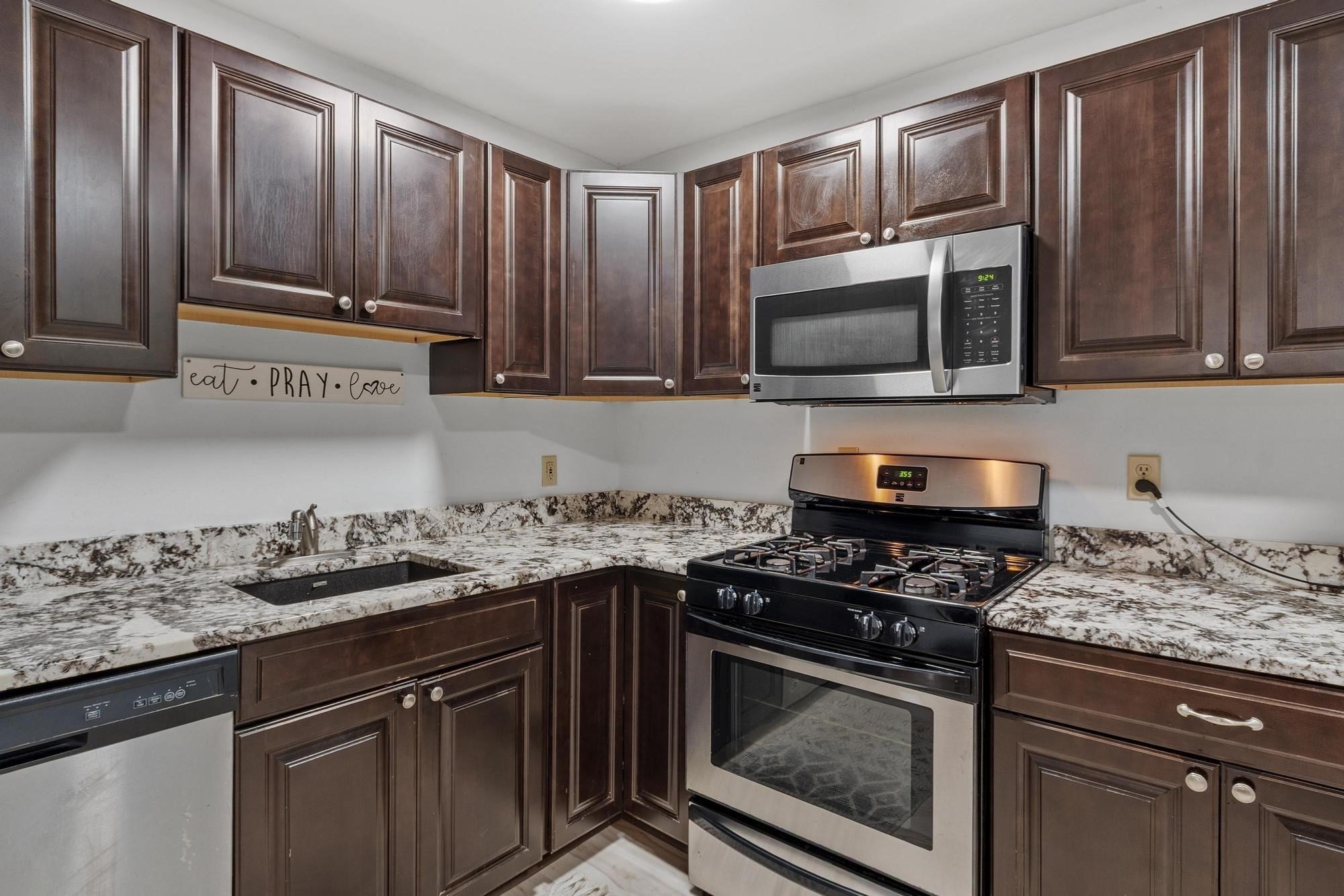 40 Edgelawn Ave #3, North Andover, MA, 40 Edgelawn Ave #3, North Andover, MA Photo #11