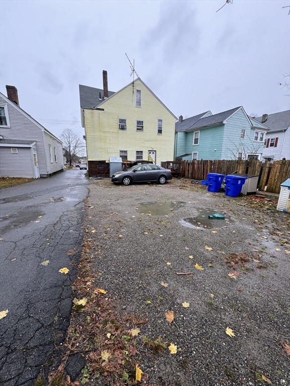 14 Pine St