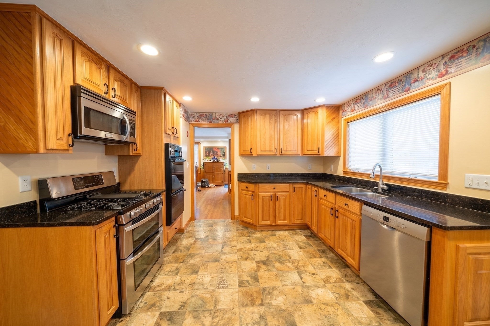 773 Washington Street, Haverhill, MA, 773 Washington Street, Haverhill, MA Photo #10