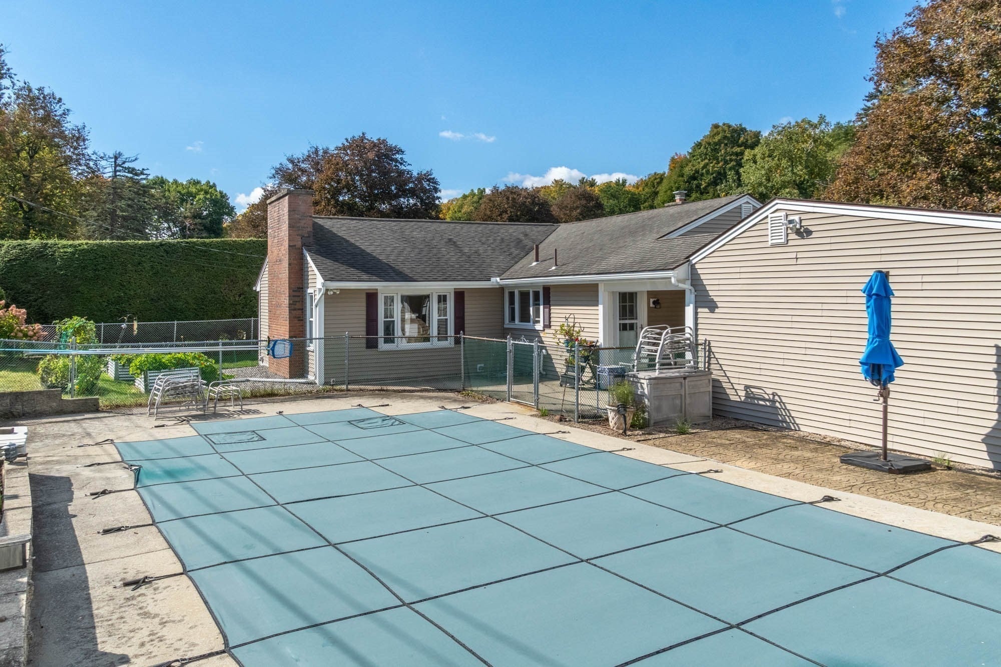 11 Hillview Rd, Holyoke, MA Photo #26