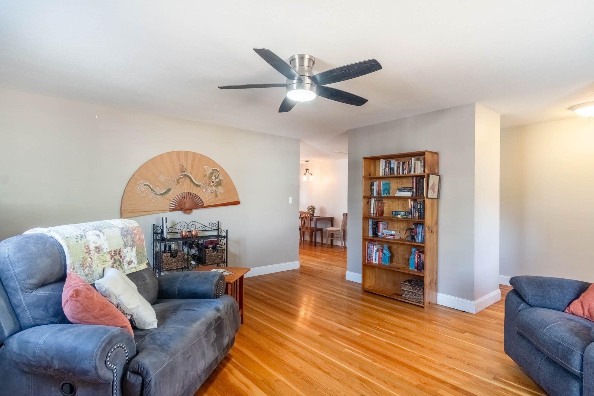 11 Hillview Rd, Holyoke, MA Photo #11