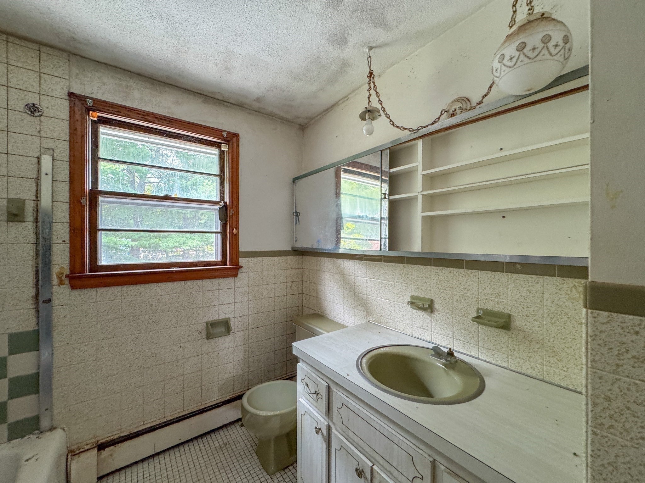 62 Carlisle St, Brockton, MA Photo #18