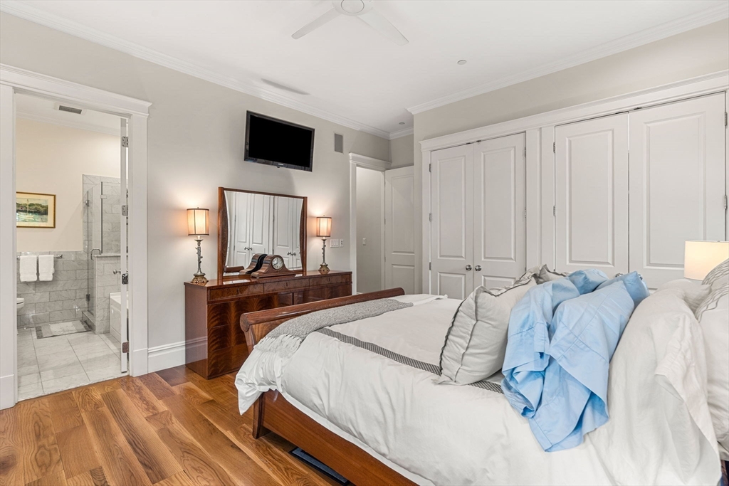 322-324 West 4th Street #2, Boston, MA Photo #14
