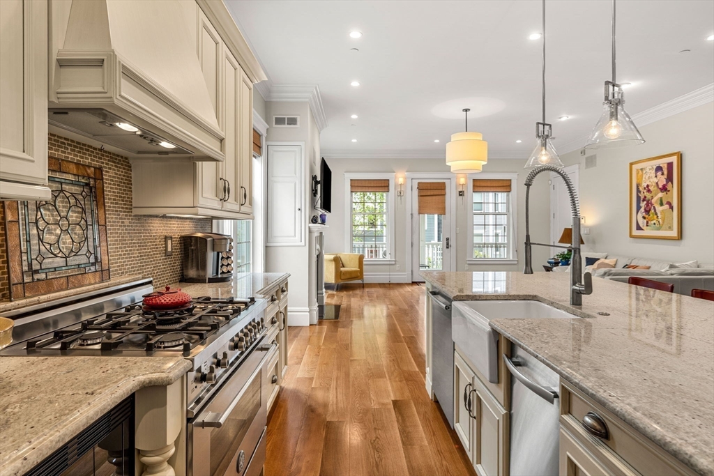 322-324 West 4th Street 2