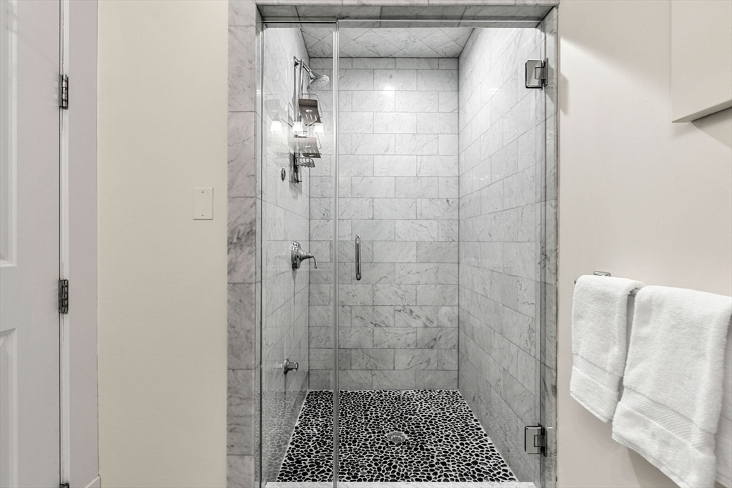 322-324 West 4th Street #2, Boston, MA Photo #21