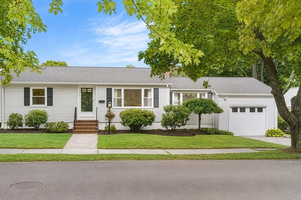 Photo of 7 Puritan Rd, Danvers, MA