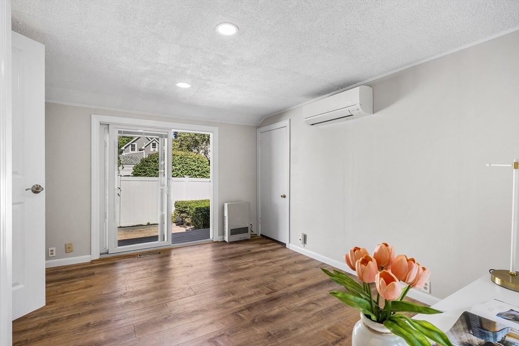 7 Puritan Rd, Danvers, MA Photo #23