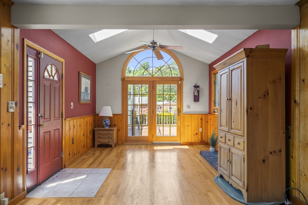 18 Glen Oak Drive