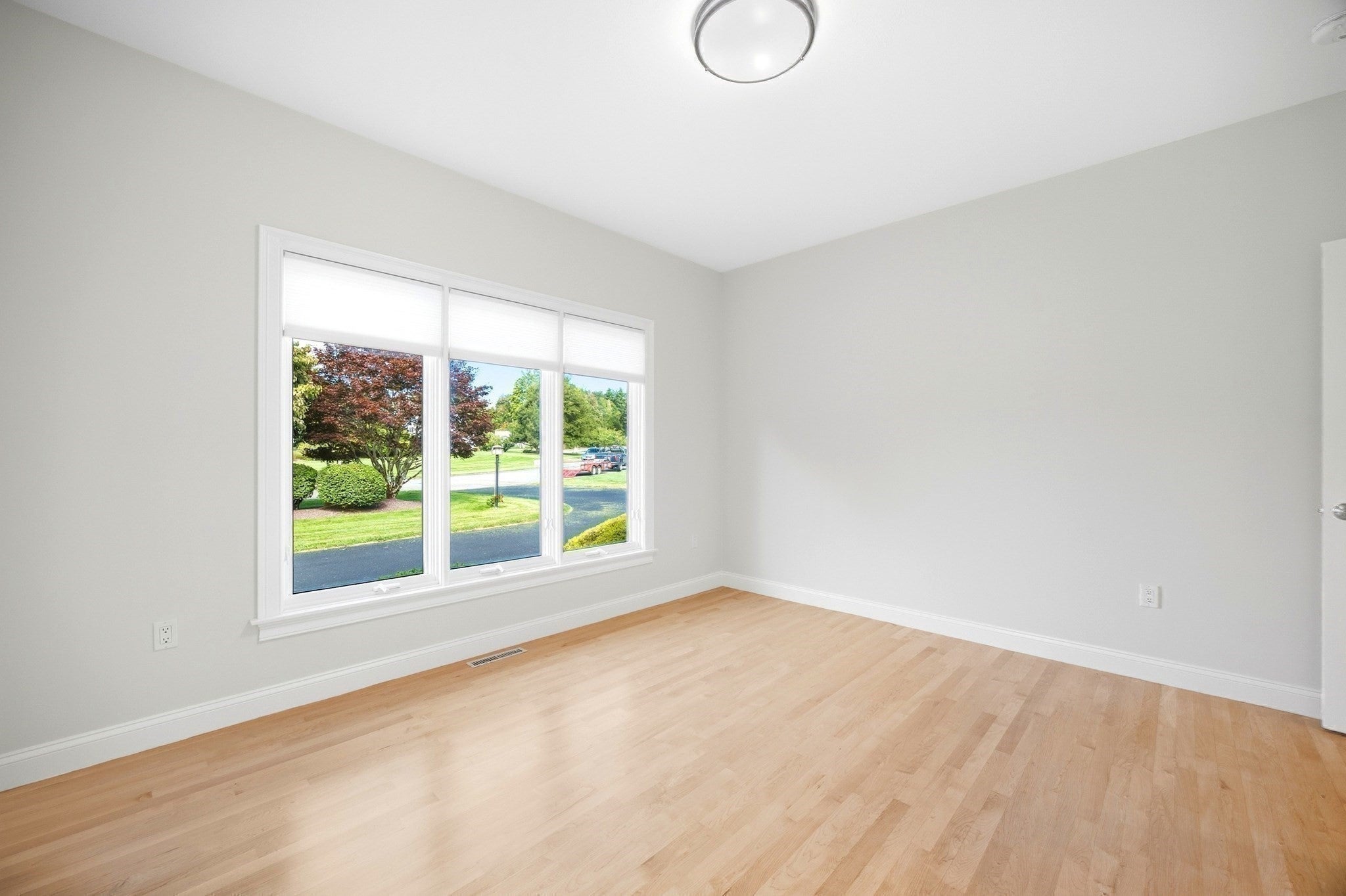 38 Deer Run Ter, East Longmeadow, MA, 38 Deer Run Ter, East Longmeadow, MA Photo #30