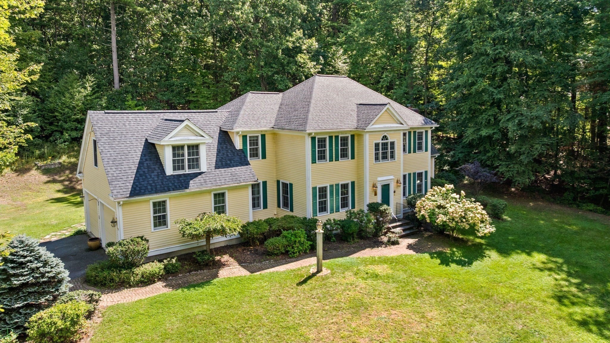 101 Schoolhouse Ln, Boxborough, MA Photo #2