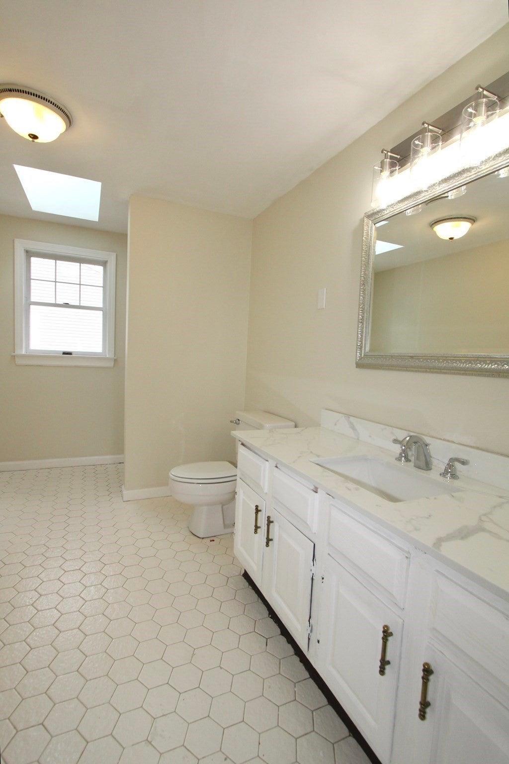 1 Cricket Ln, Worcester, MA, 1 Cricket Ln, Worcester, MA Photo #12