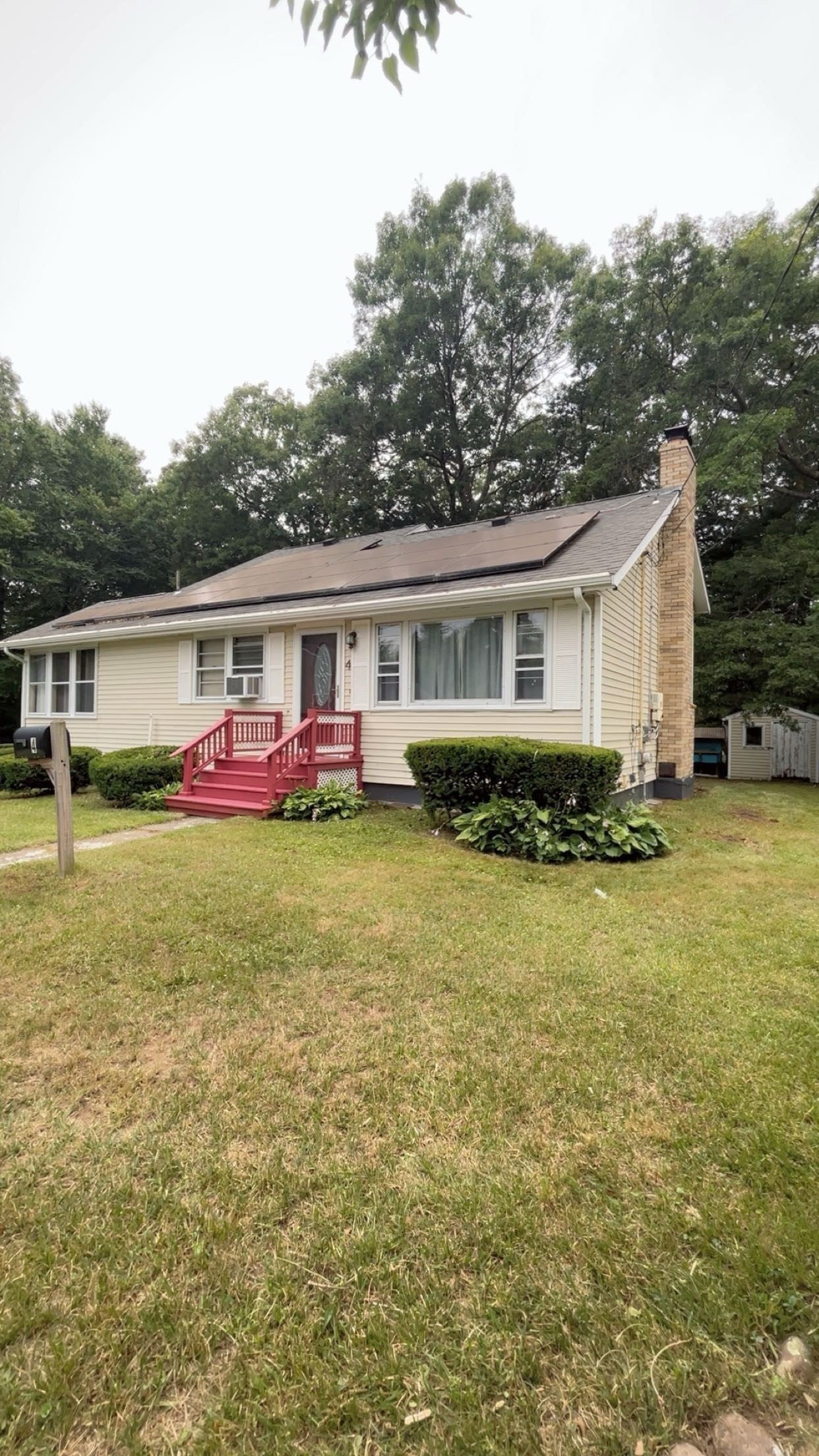 4 Baltic Ave, Brockton MA 02302