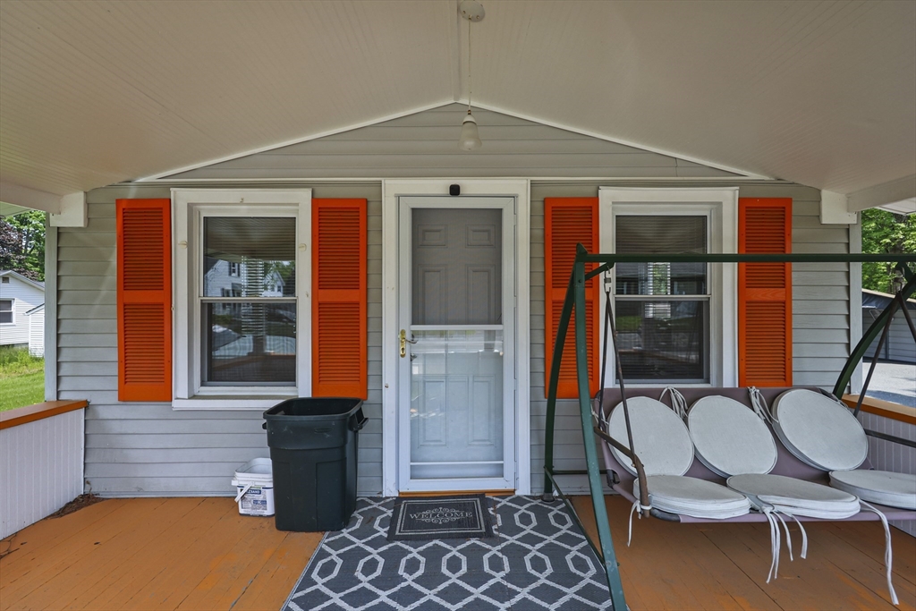 115 Crane Ave