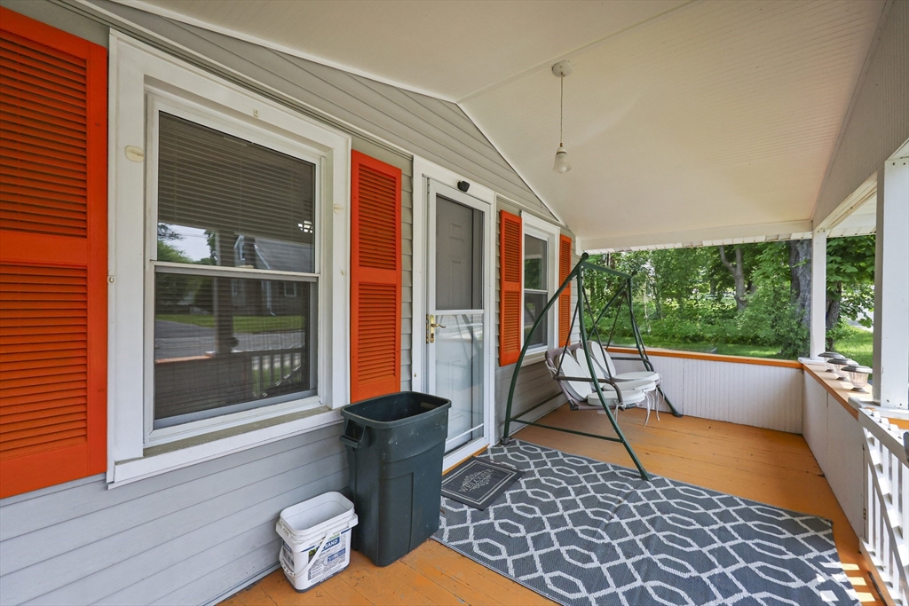 115 Crane Ave